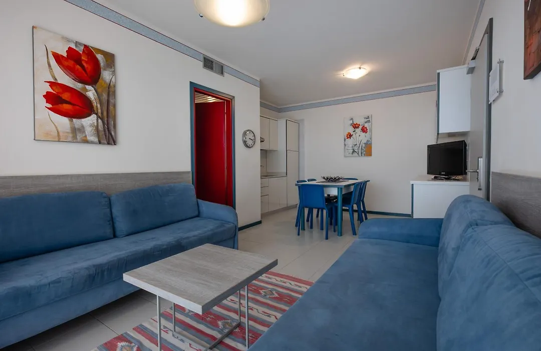 Aparthotel Imperial-1