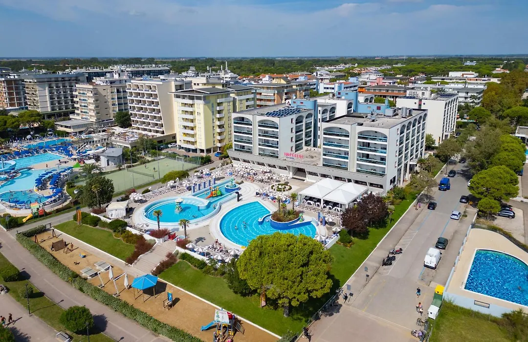 Aparthotel Imperial-1