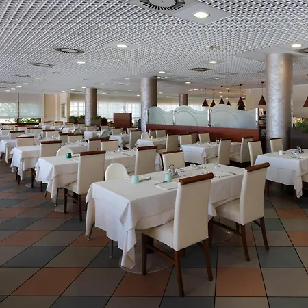 Aparthotel Imperial-3